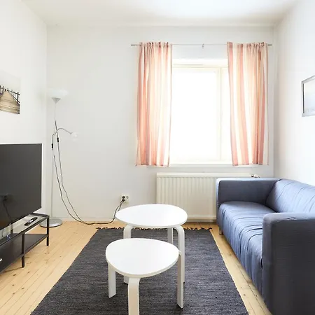 Cityhome Near Trainstation דירה *